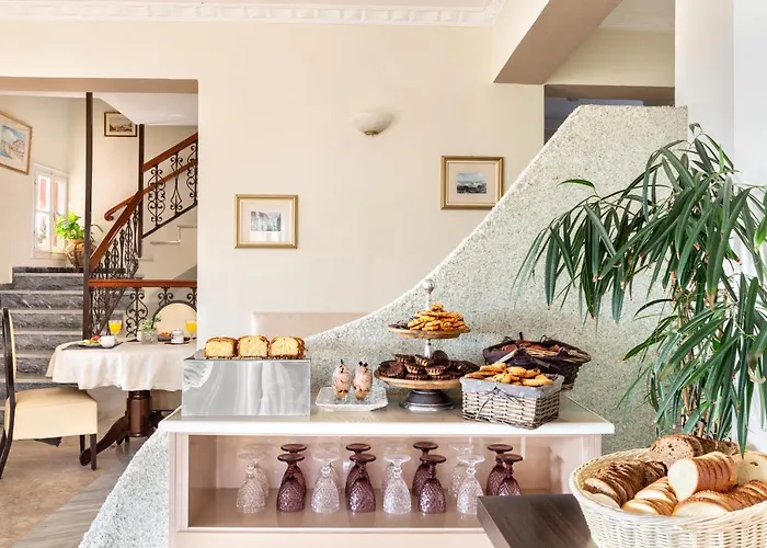 Victoria Hill Hotel